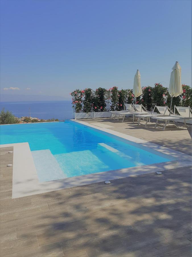 Villa Infinity ∞ Santa Teresa Di Riva Extérieur photo